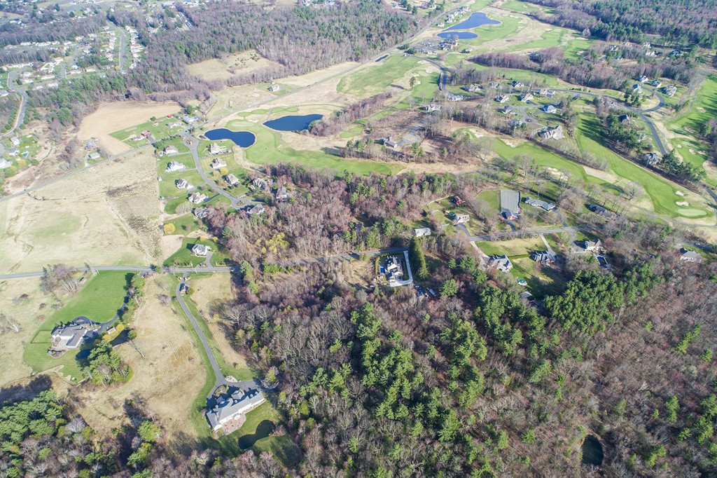 259 Hillside Road Southwick, MA 01077 - Photo 4 of 4 Gallery Image 4