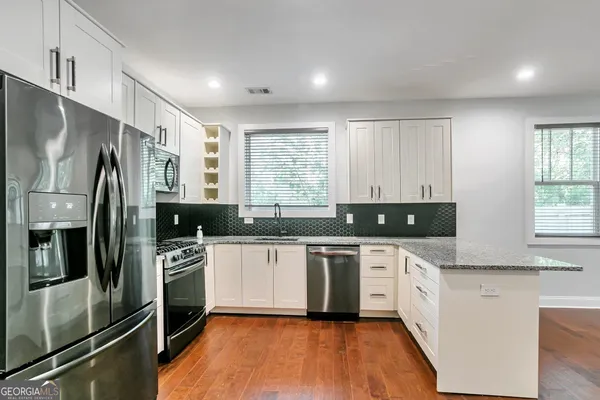 $2,350 | 3573 Orchard Circle, Decatur, GA 30032