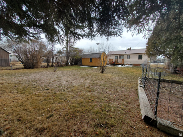 722 Adams Street Montpelier, ID 83254 - Photo 18 of 22 View of yard