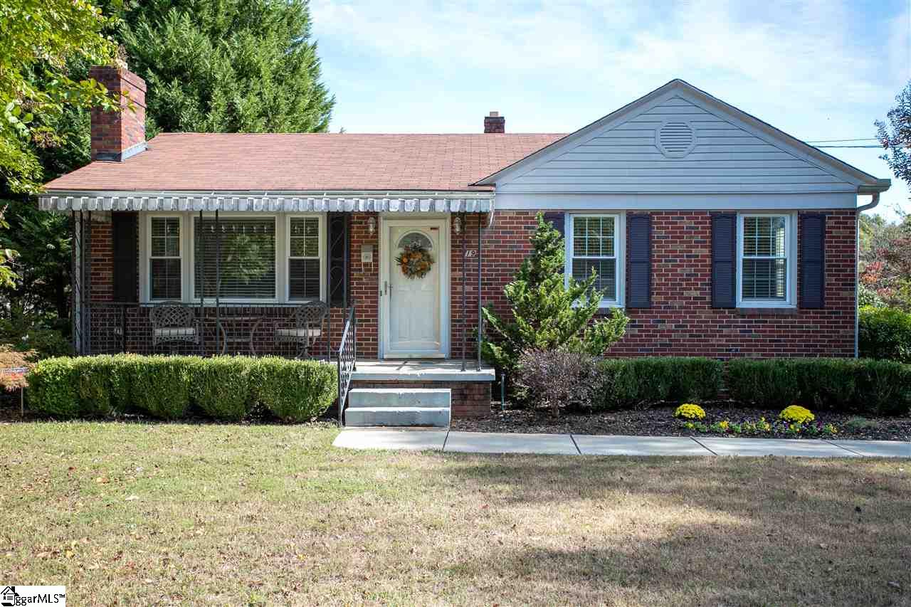 19 Friartuck Road Greenville, SC 29607 - Photo 1 of 24