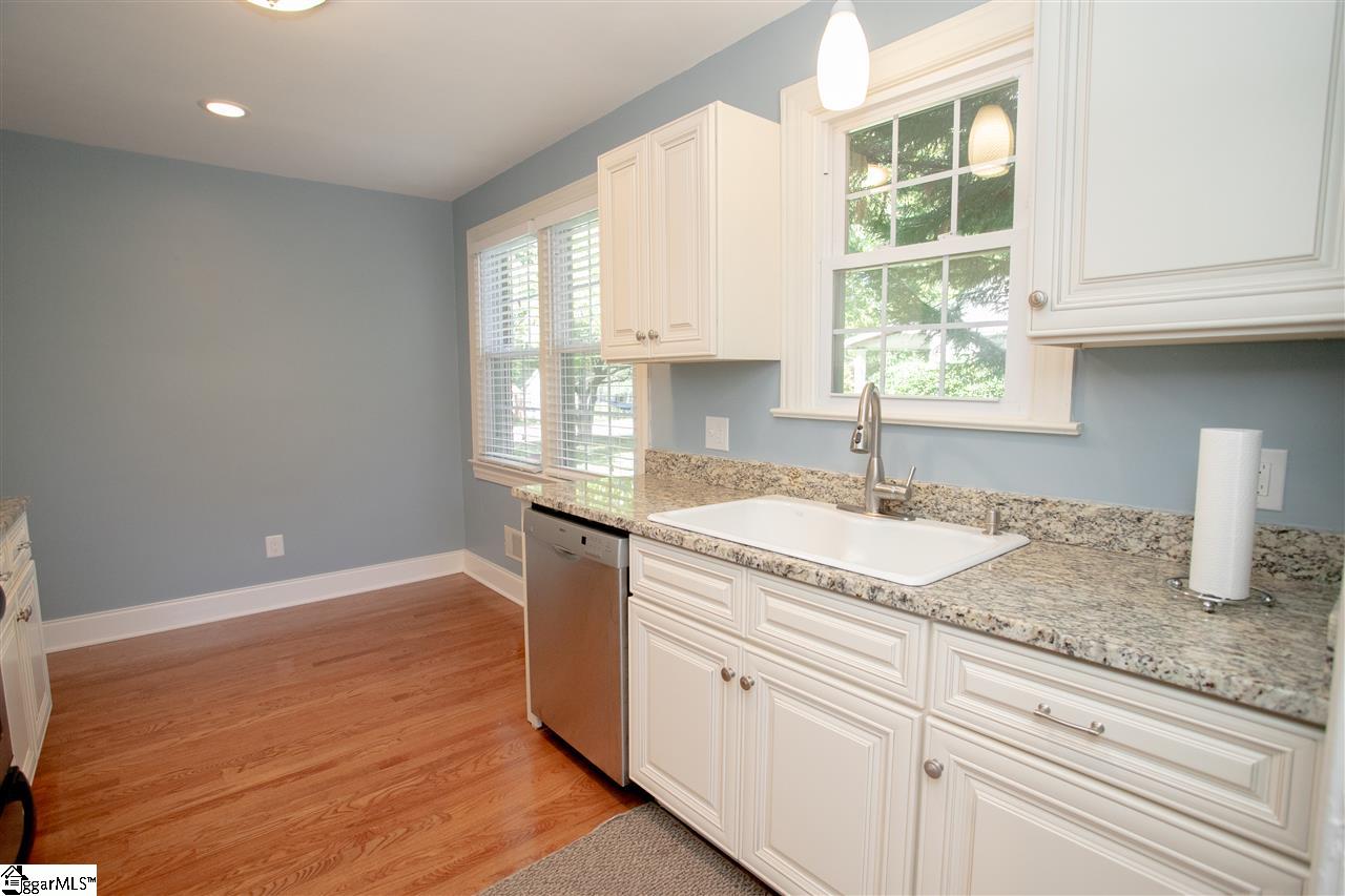 19 Friartuck Road Greenville, SC 29607 - Photo 11 of 24