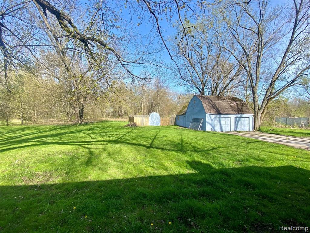 5122 North Vassar Road Flint, MI 48506 - Photo 18 of 18