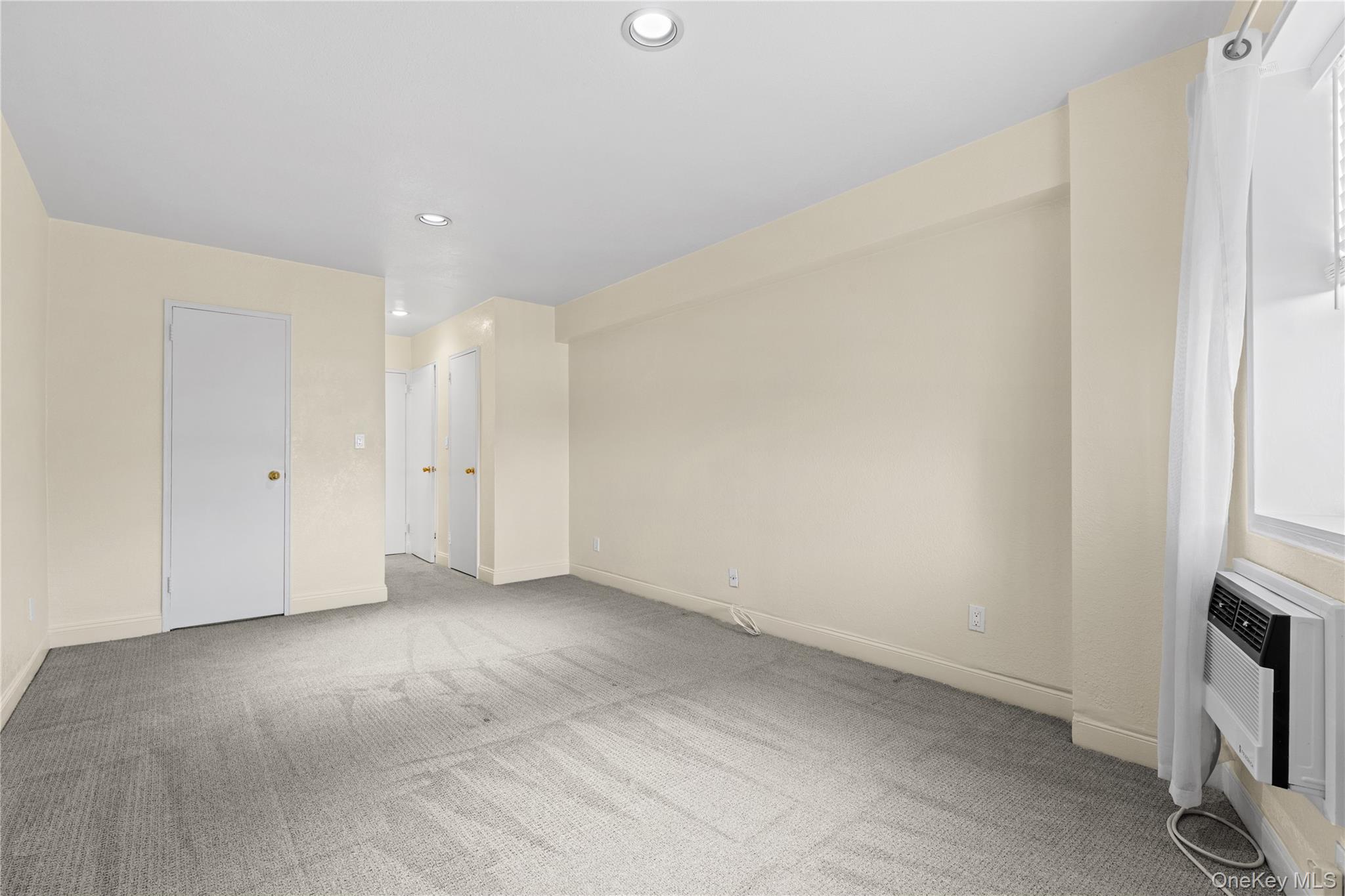 750 Shore Road, Unit 2G Long Beach, NY 11561 - Photo 20 of 46