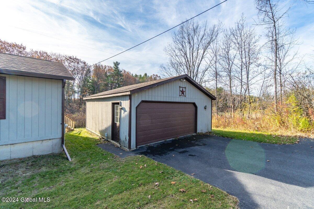 3429 Currybush Road Schenectady, NY 12306 - Photo 35 of 43 3429 currybush rd schenectady NY-10