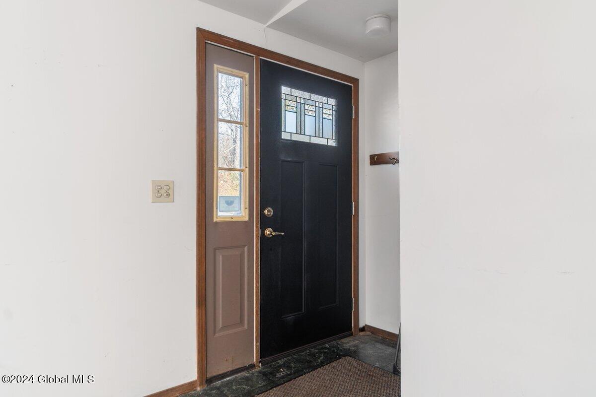 3429 Currybush Road Schenectady, NY 12306 - Photo 8 of 43 DSC01709
