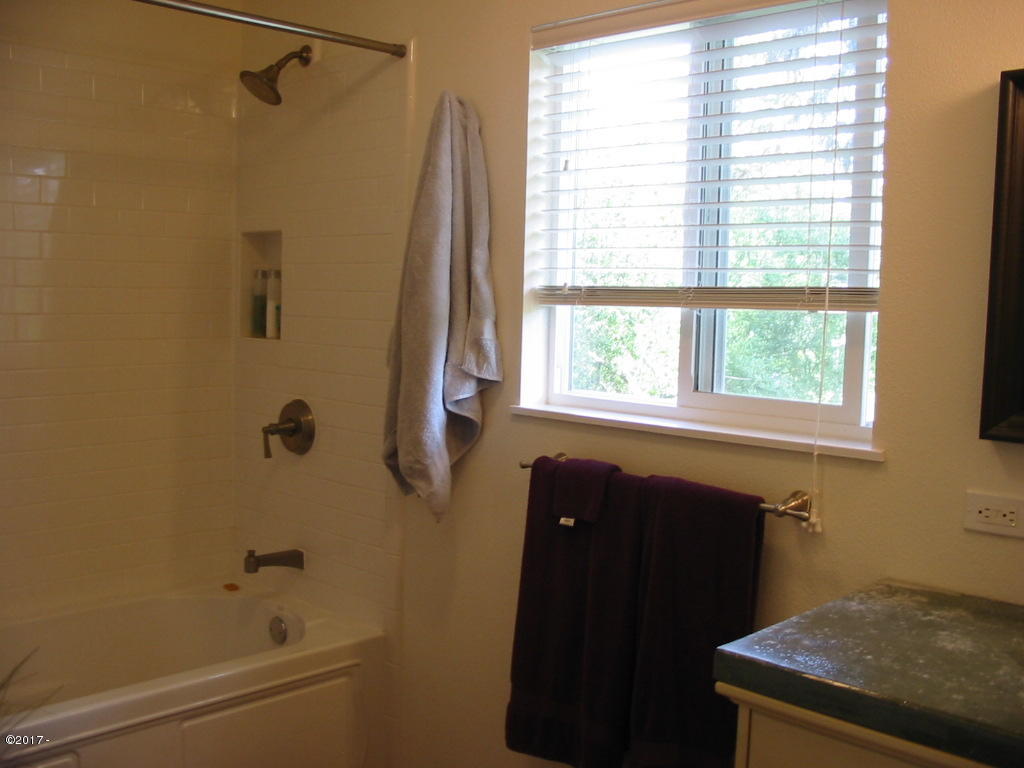 47840 Hawk Street Neskowin, OR 97149 - Photo 15 of 20 Master Bath & Shower has Concrete Count