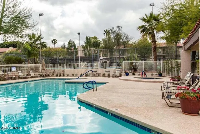 $1,750 | 11040 North 28th Drive, Unit 130, Phoenix, AZ 85029