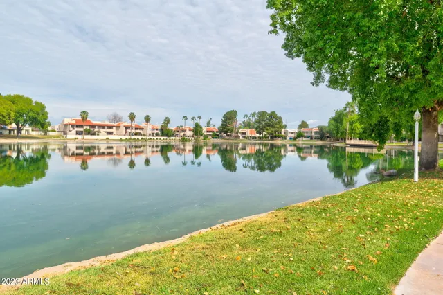 $1,750 | 11040 North 28th Drive, Unit 130, Phoenix, AZ 85029