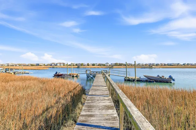 $1,990,000 | 46 High Hammock Way, Pawleys Island, SC 29585