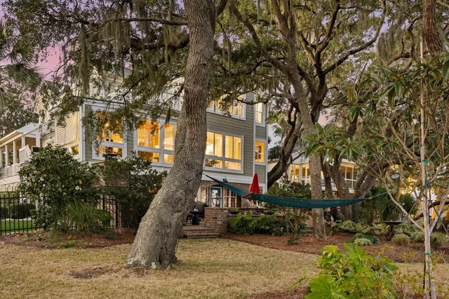 $1,990,000 | 46 High Hammock Way, Pawleys Island, SC 29585