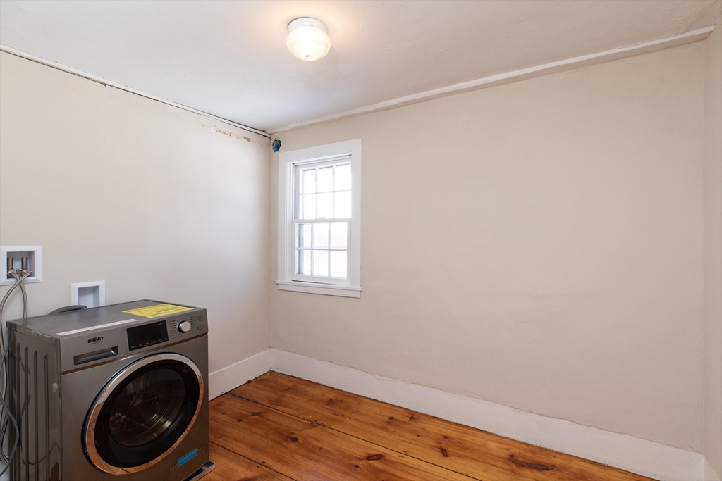 21 Gardner Street, Unit B Hamilton, MA 01982 - Photo 12 of 12