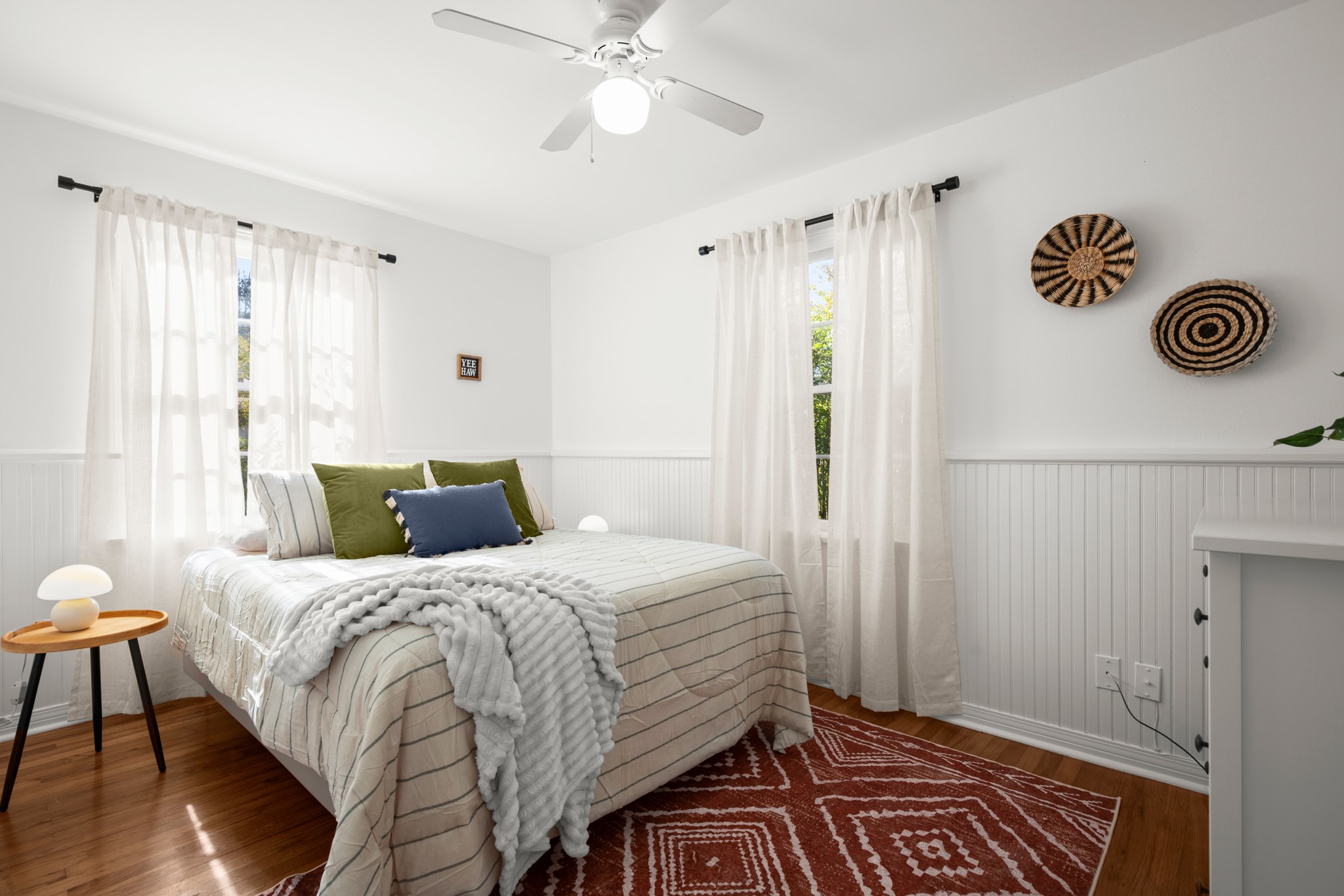 3301 Robinson Avenue Austin, TX 78722 - Photo 1 of 23 Gallery Image 1