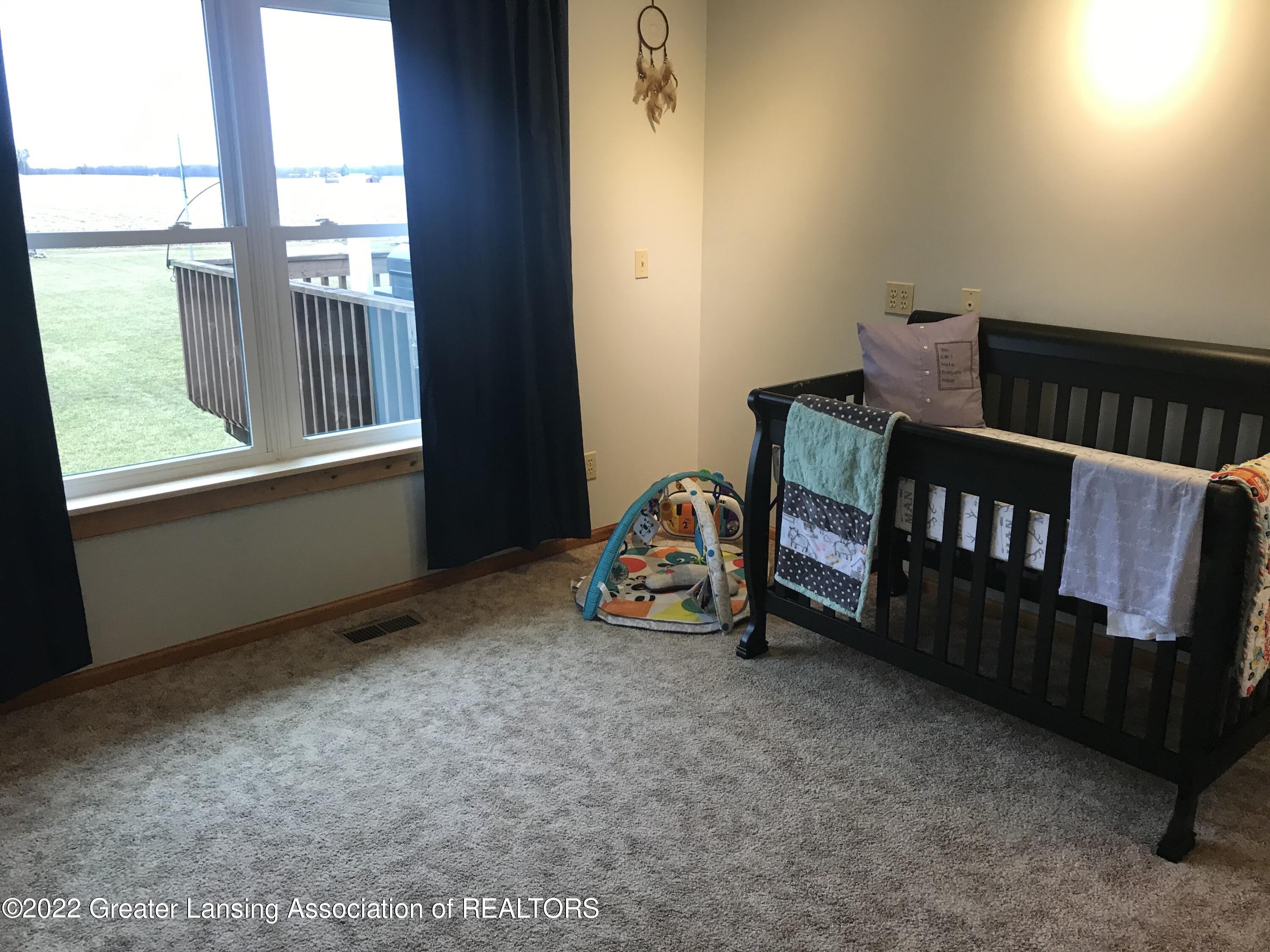 12380 Benton Road Grand Ledge, MI 48837 - Photo 10 of 29 10