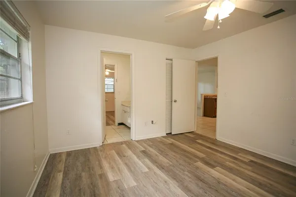 $2,500 | 1421 Northwest 6th Place, Gainesville, FL 32603
