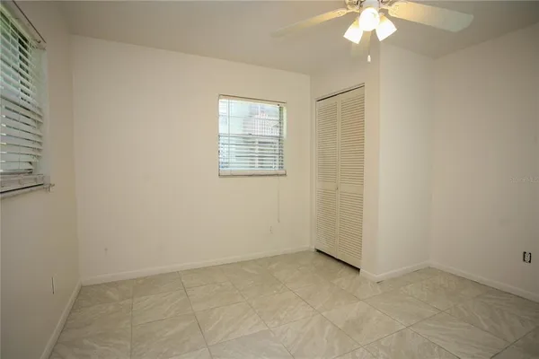 $2,500 | 1421 Northwest 6th Place, Gainesville, FL 32603