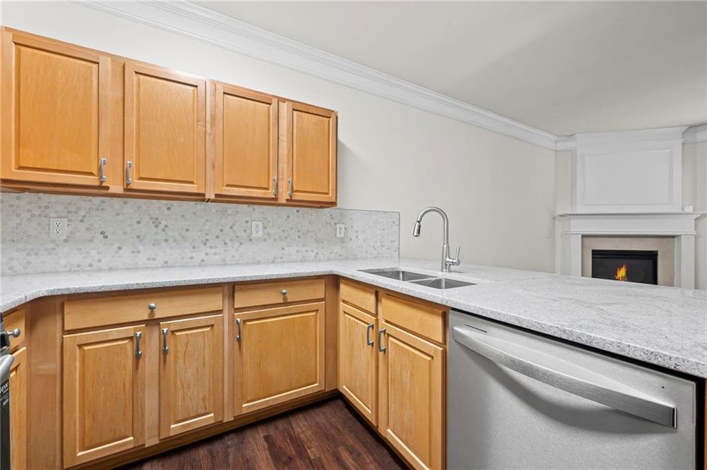 5662 Lawley Road Johns Creek, GA 30022 - Photo 11 of 27