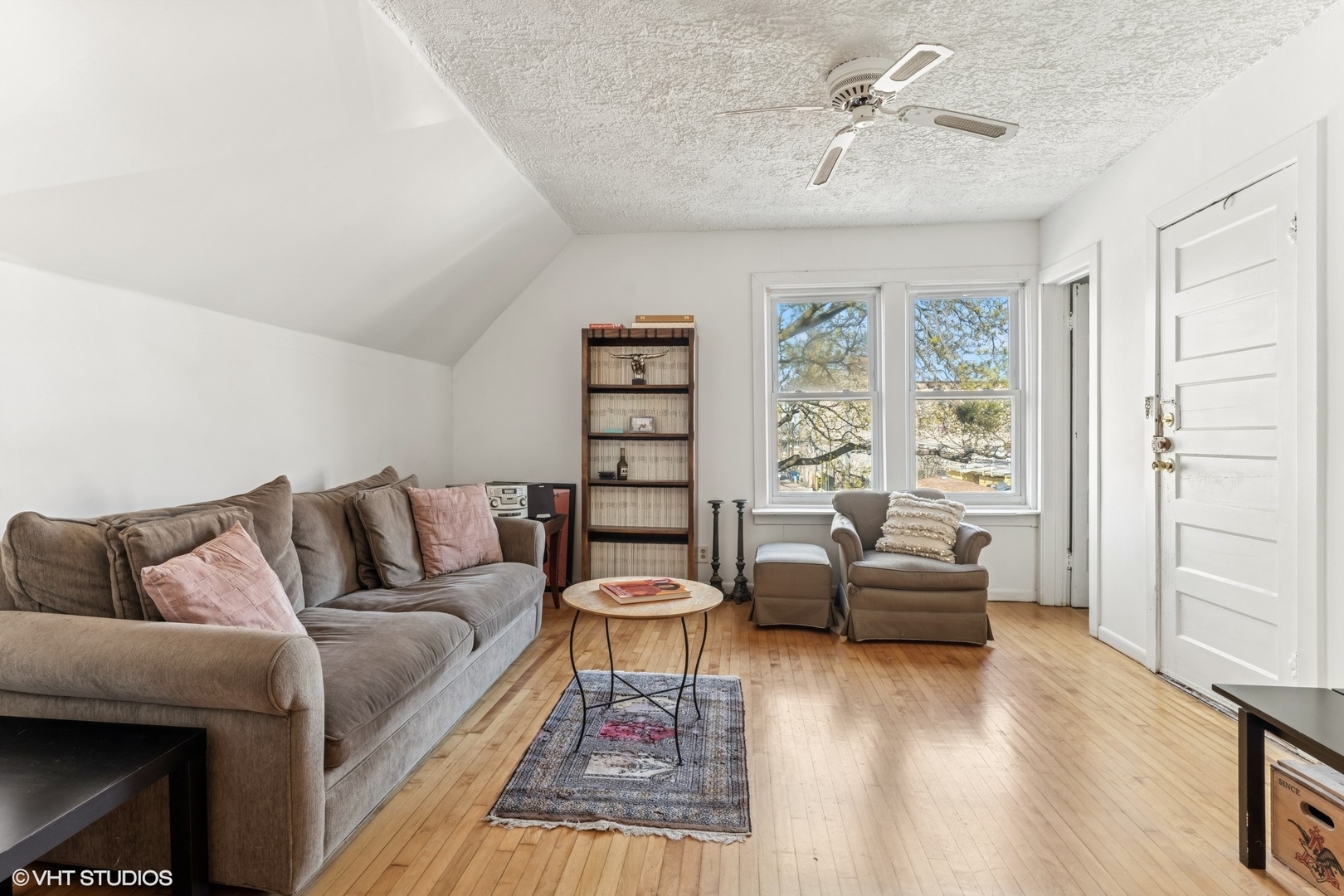2341 North Springfield Avenue Chicago, IL 60647 - Photo 11 of 15 Gallery Image 11