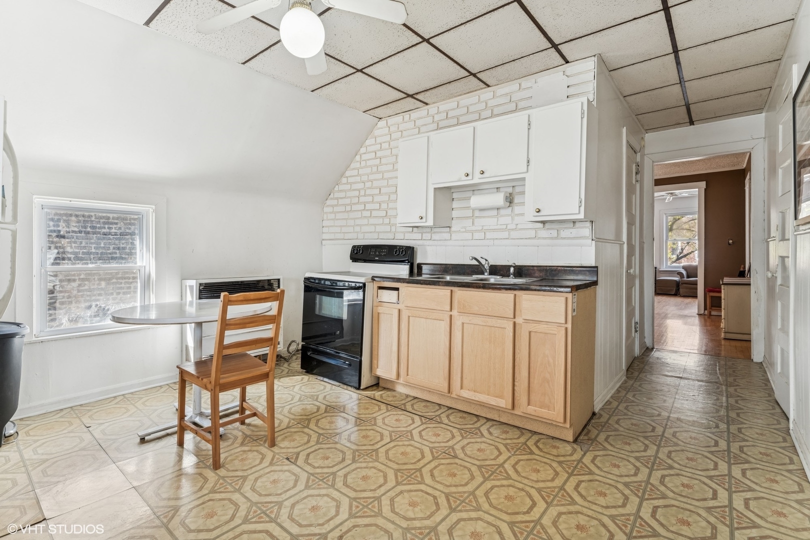 2341 North Springfield Avenue Chicago, IL 60647 - Photo 12 of 15 Gallery Image 12