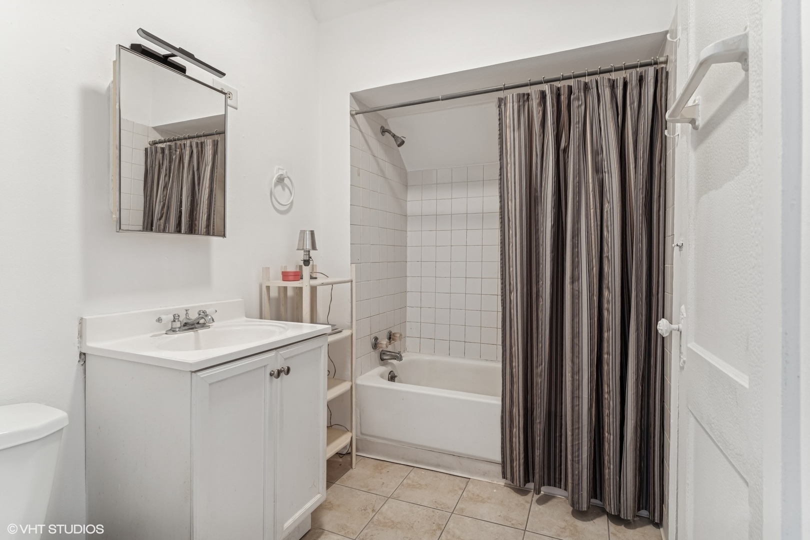 2341 North Springfield Avenue Chicago, IL 60647 - Photo 15 of 15 Gallery Image 15