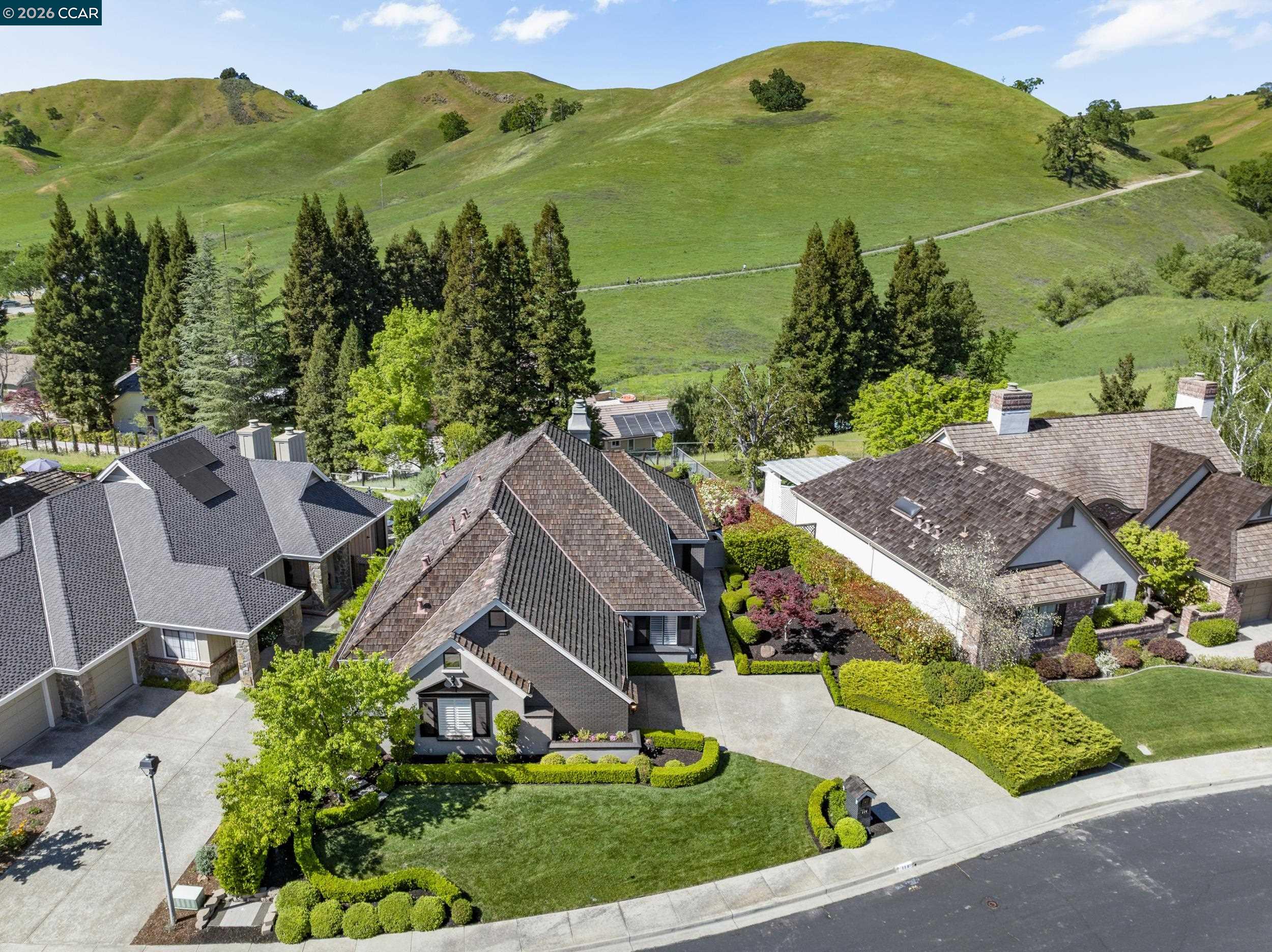 114 Golden Ridge Road Alamo, CA 94507 - Photo 47 of 60 an aerial view of multiple houses with a swimming pool