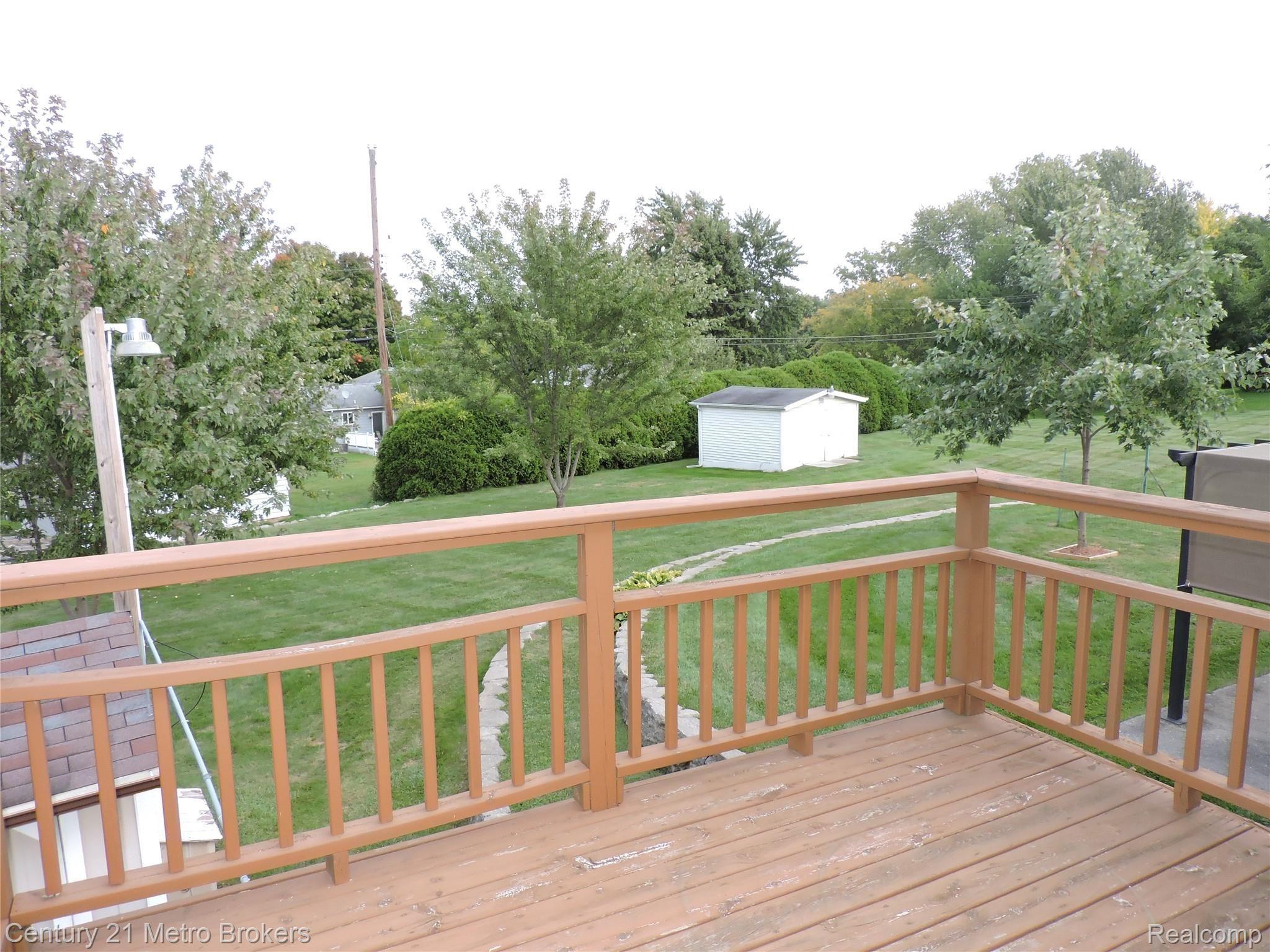 4110 Beecher Road Flint, MI 48532 - Photo 39 of 55 DSCN9616.JPG