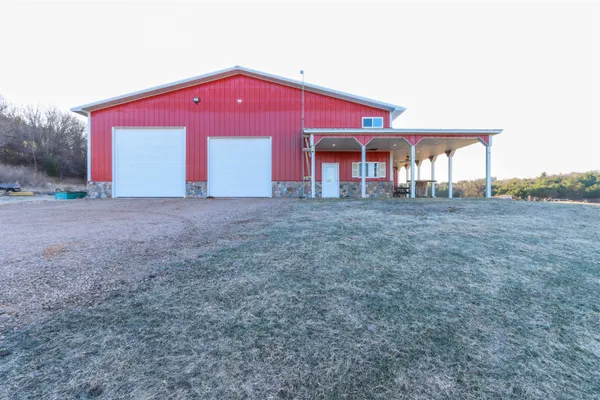 $949,900 | E2985 Bunker Road, Waupaca, WI 54981