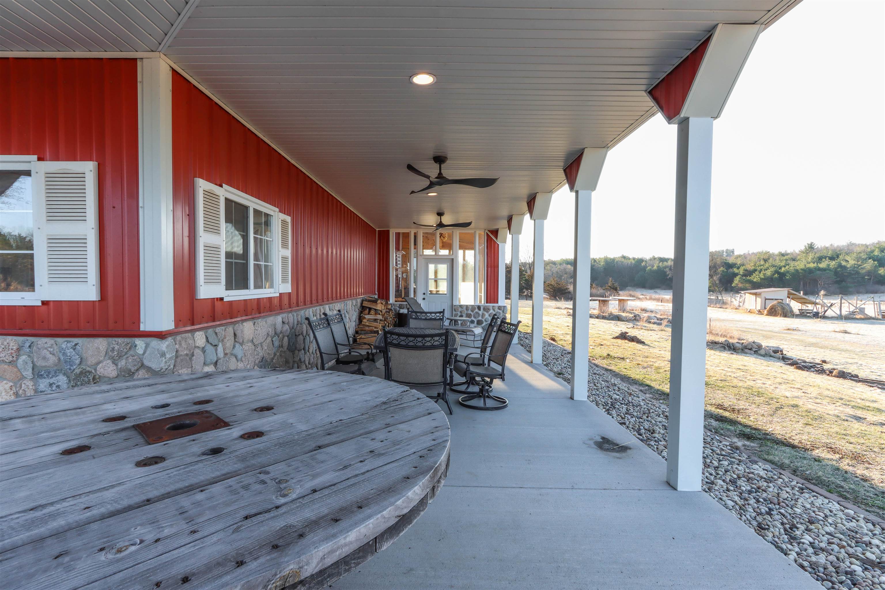 E2985 Bunker Road Waupaca, WI 54981 - Photo 15 of 39