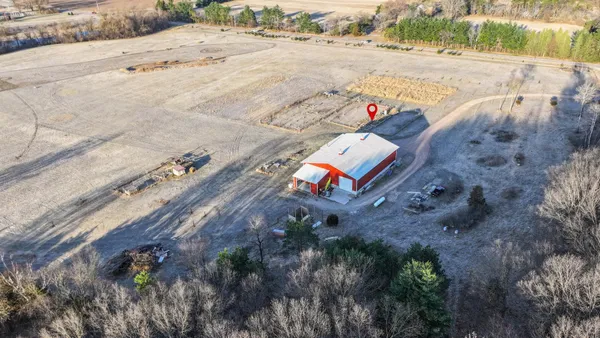 $949,900 | E2985 Bunker Road, Waupaca, WI 54981