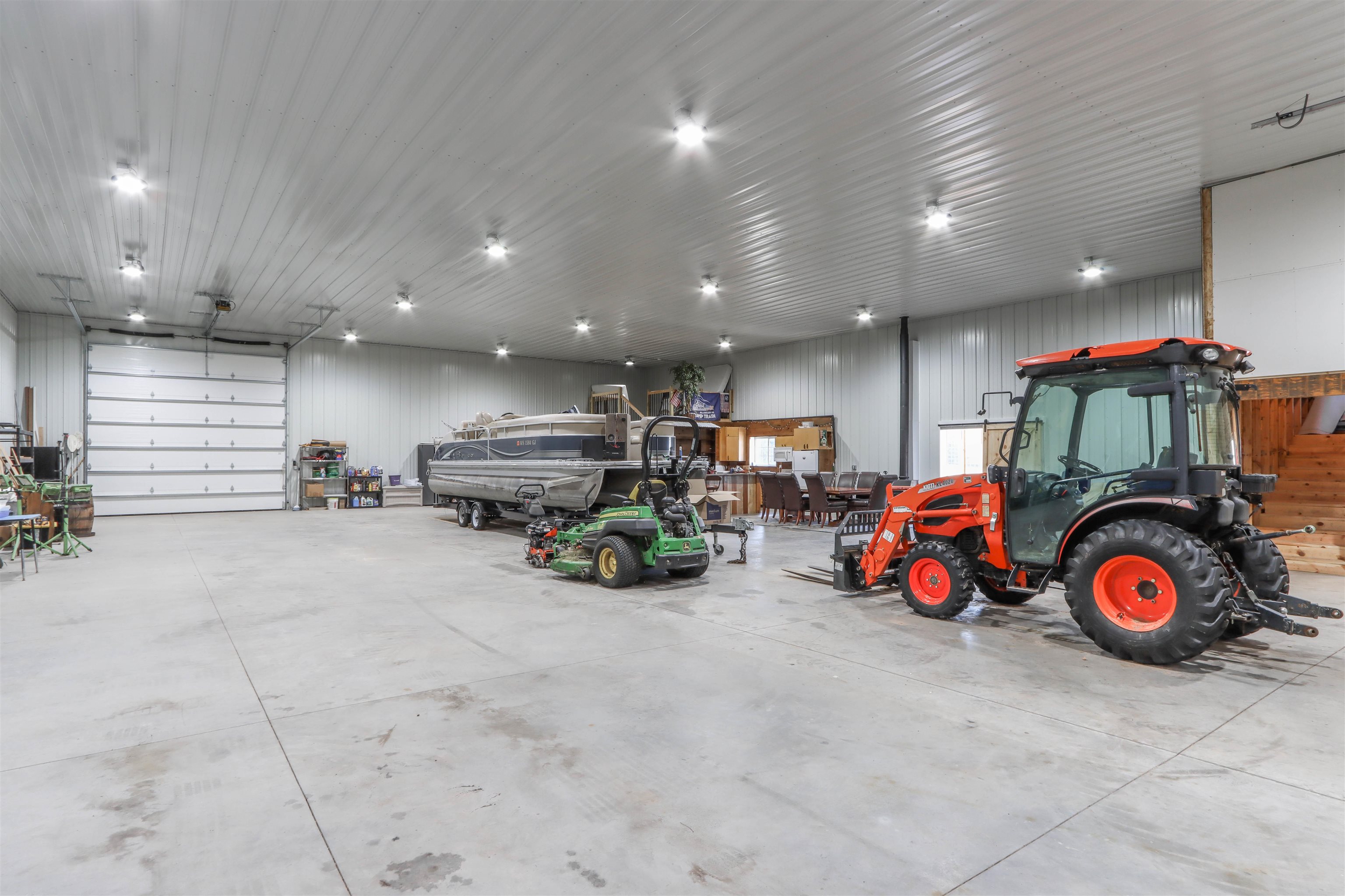 E2985 Bunker Road Waupaca, WI 54981 - Photo 21 of 39