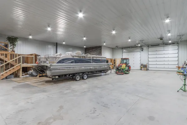 $949,900 | E2985 Bunker Road, Waupaca, WI 54981