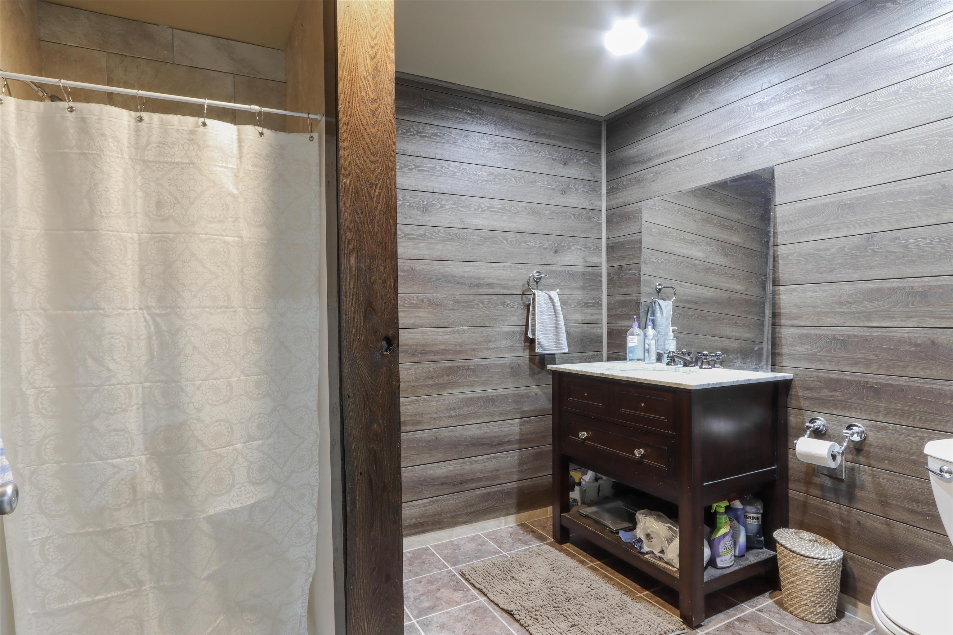 E2985 Bunker Road Waupaca, WI 54981 - Photo 24 of 39