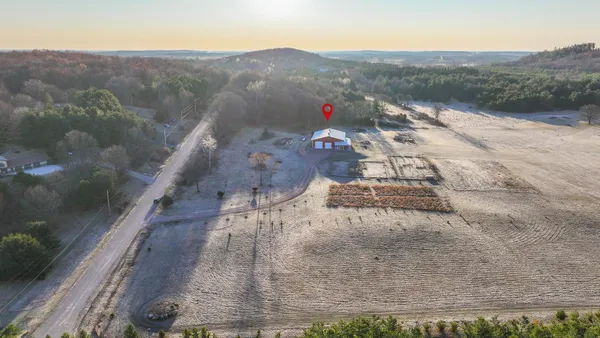 $949,900 | E2985 Bunker Road, Waupaca, WI 54981