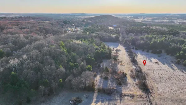 $949,900 | E2985 Bunker Road, Waupaca, WI 54981