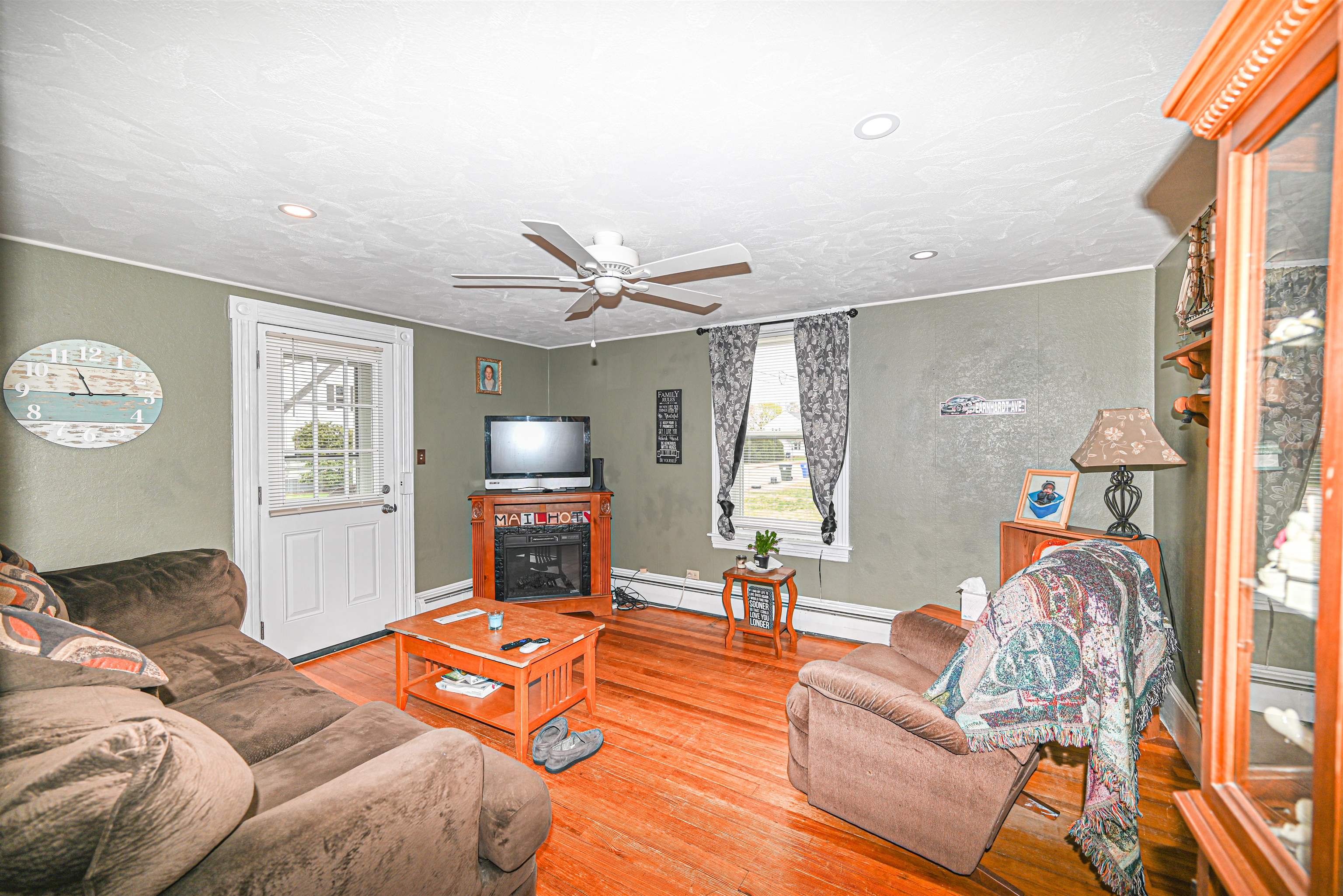 440-442 Cilley Road Manchester, NH 03103 - Photo 7 of 18