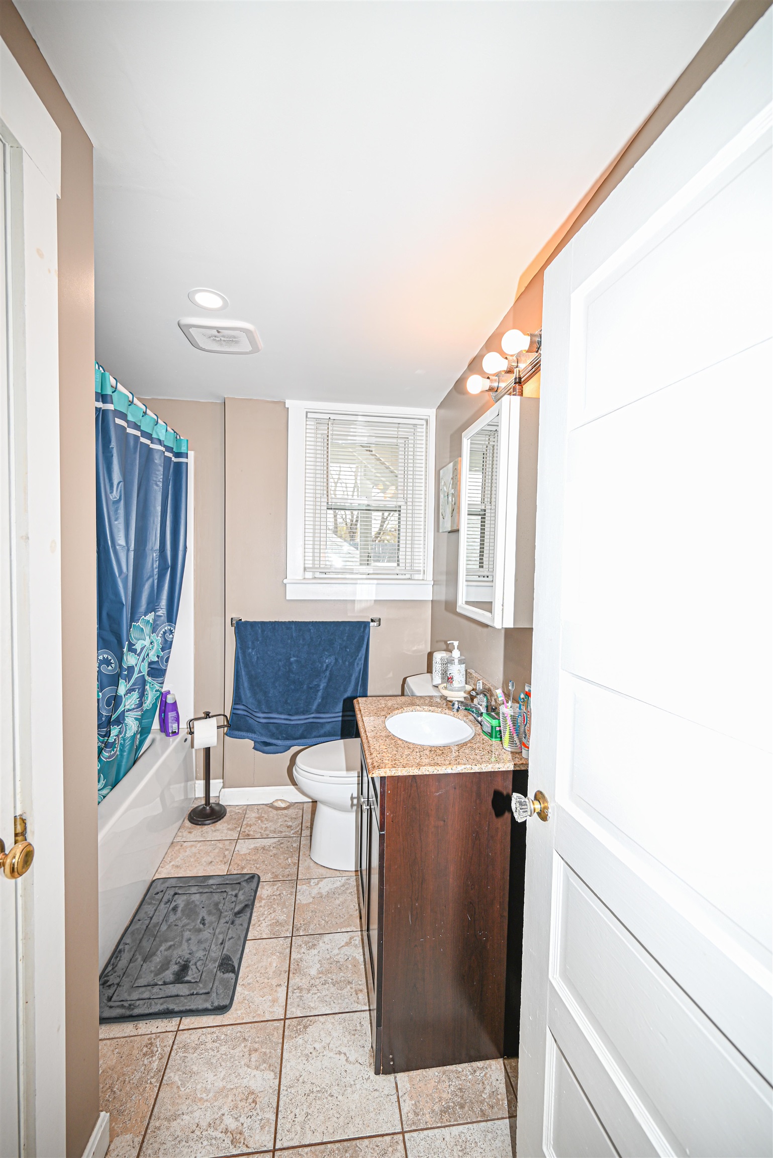 440-442 Cilley Road Manchester, NH 03103 - Photo 10 of 18