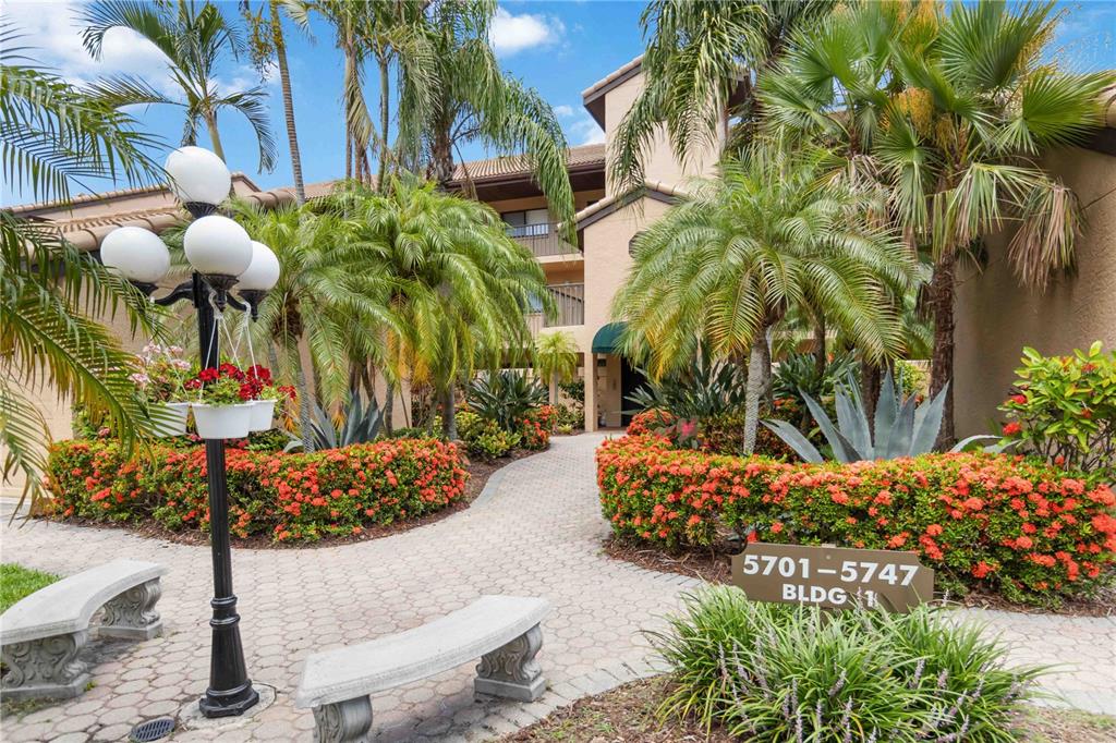 5705 Ashton Way, Unit 5705 Sarasota, FL 34231 - Photo 5 of 41