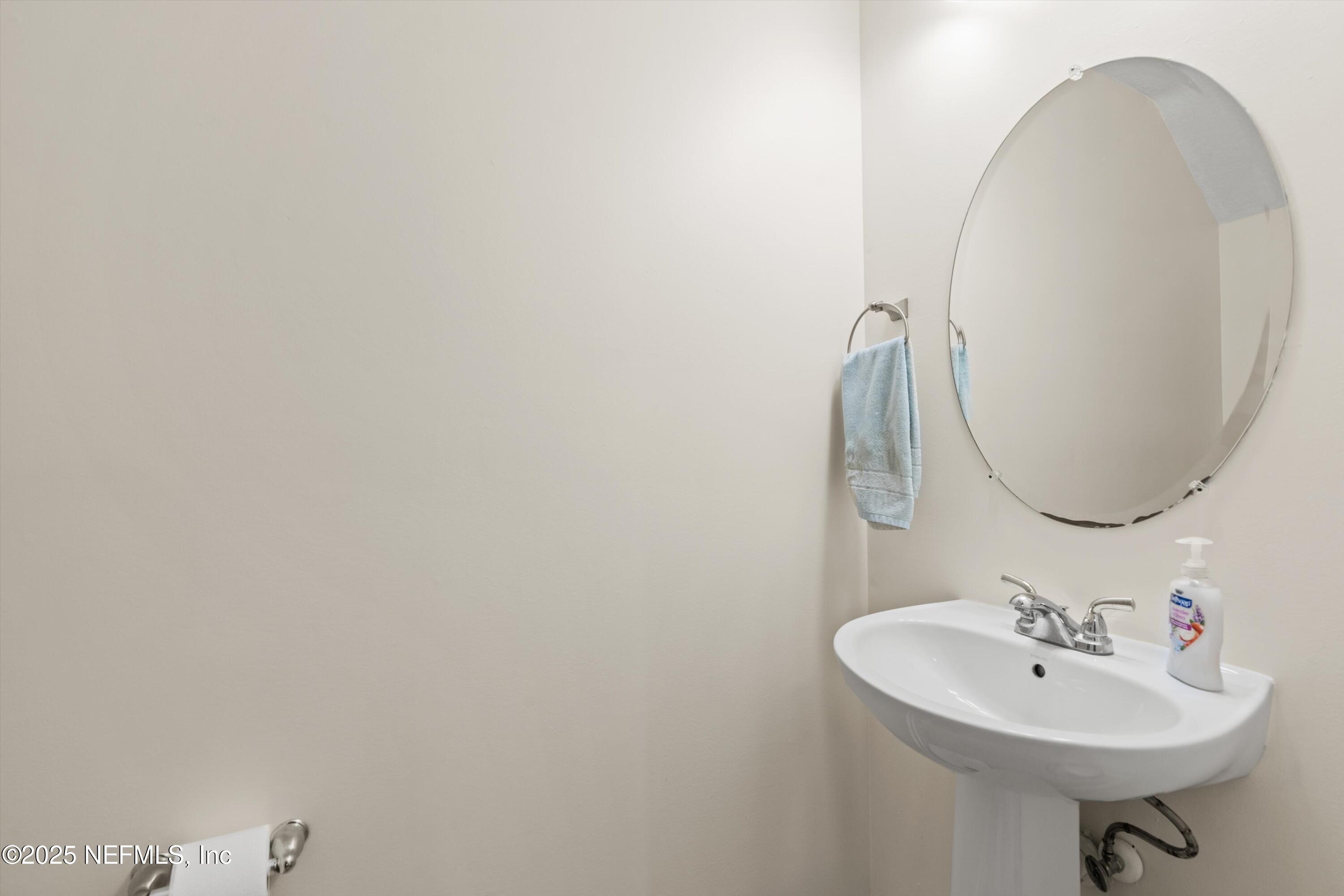 3267 Chestnut Ridge Way Orange Park, FL 32065 - Photo 24 of 43 Half Bath