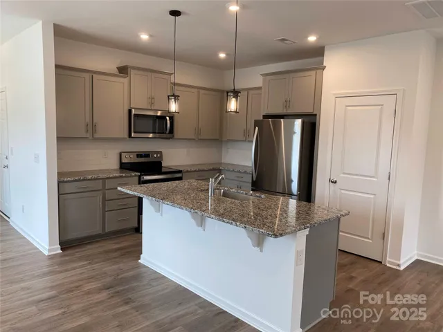 $2,095 | 10117 Guardian Drive, Charlotte, NC 28273