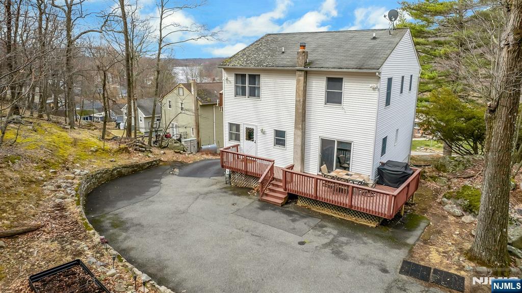 229 White Meadow Road Rockaway, NJ 07866 - Photo 35 of 49