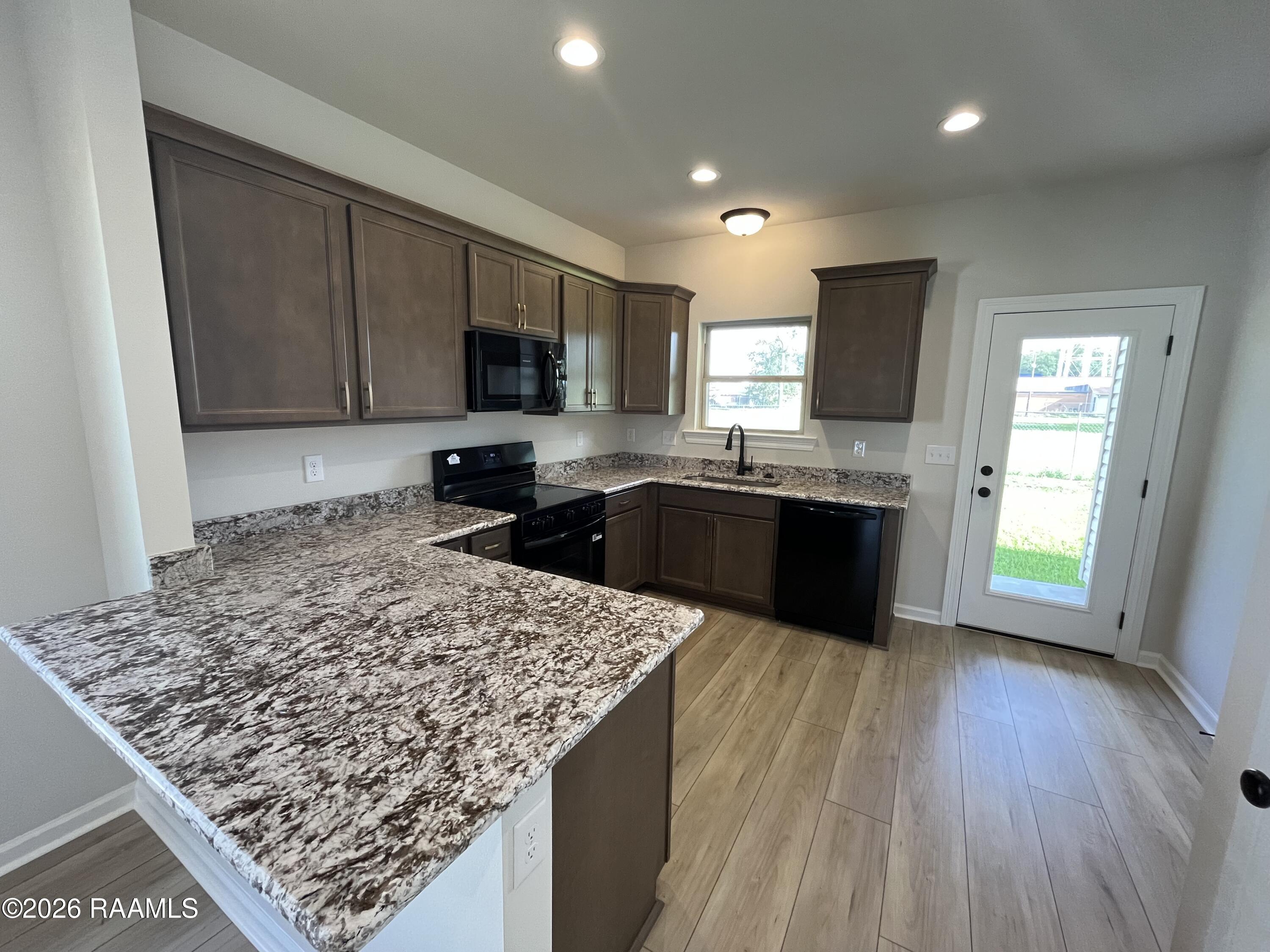 307 Mdw Rdg Lane Duson, LA 70529 - Photo 2 of 6 KITCHEN