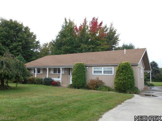 17 Parrish Road Conneaut, OH 44030 - Photo 1 of 18 FRONT
