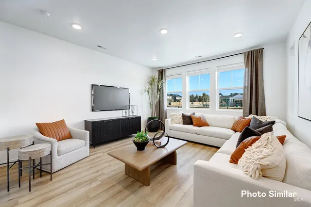 $414,900 | 4113 West Perspective Street, Eagle, ID 83616