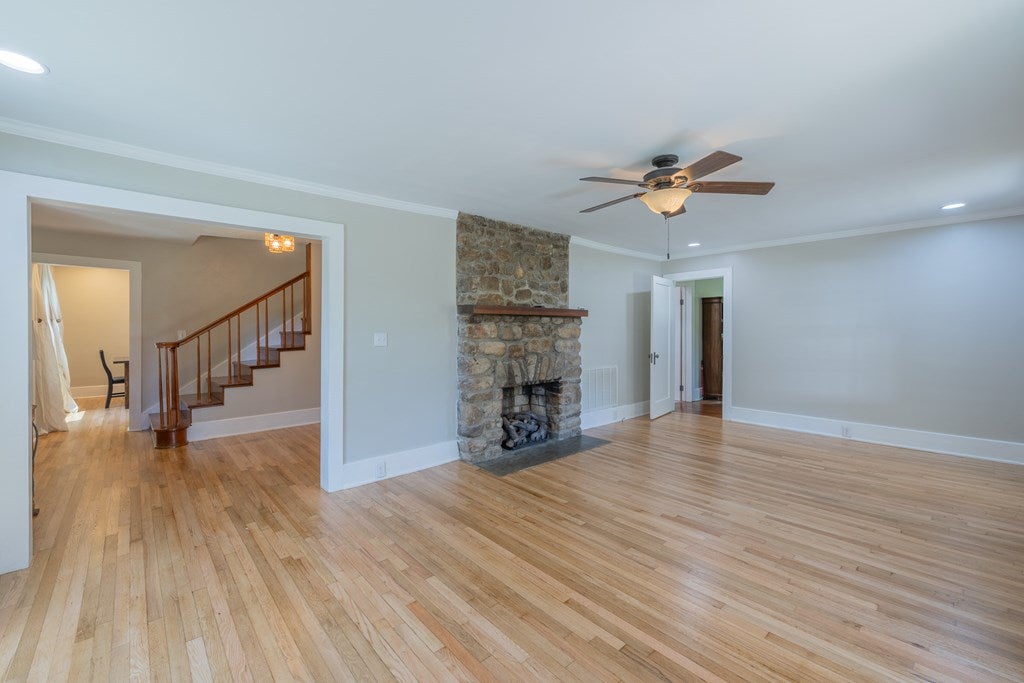 31232 Hollyfield Road Damascus, VA 24236 - Photo 5 of 46 Gallery Image 5