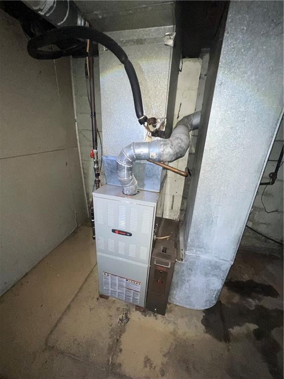 503 Main Street Leechburg, PA 15656 - Photo 19 of 20 a view of entryway