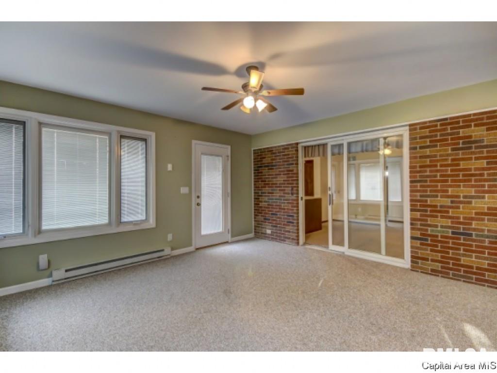 415 Springfield Road Raymond, IL 62560 - Photo 28 of 34 Gallery Image 28