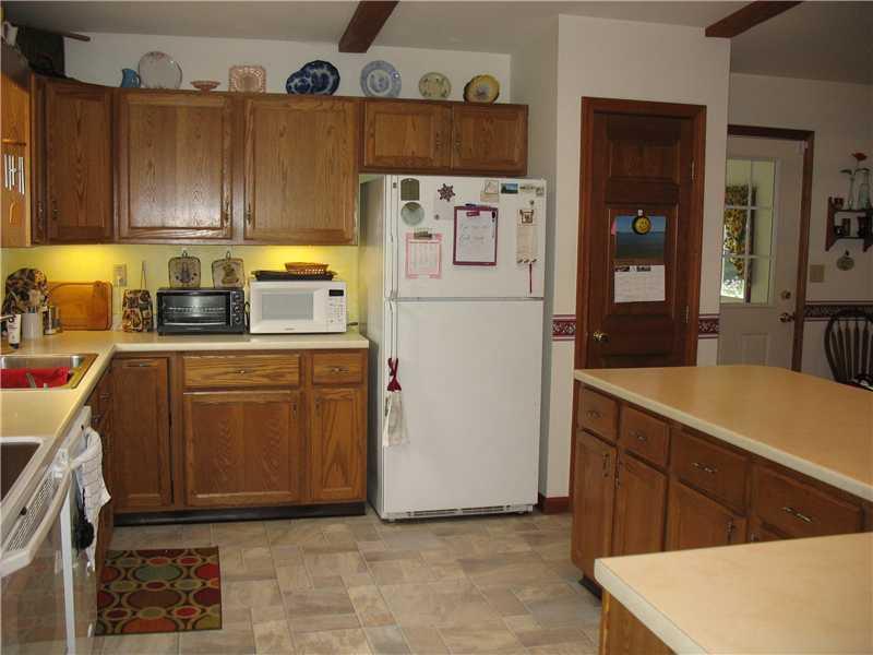 469 North Dexter Road Sangerville, ME 04479 - Photo 10 of 31 Kitchen.
