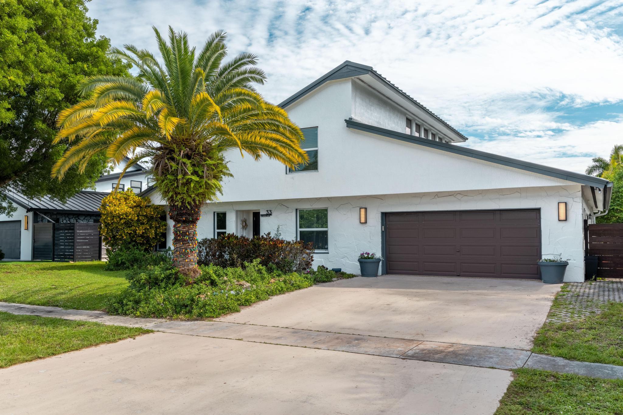 33 Oregon Lane Boca Raton, FL 33487 - Photo 2 of 46 3File
