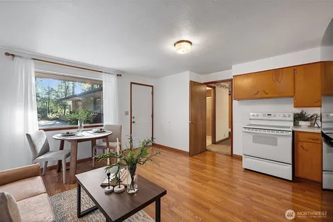 $909,950 | 6421 144th Street Northwest, Gig Harbor, WA 98332