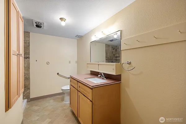 $889,950 | 6421 144th Street Northwest, Gig Harbor, WA 98332