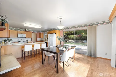 $909,950 | 6421 144th Street Northwest, Gig Harbor, WA 98332